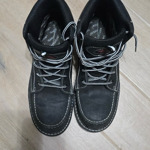 Avenger Black Leather Men\'s Carbon Nanofiber Toe Cap Construction Work Boots